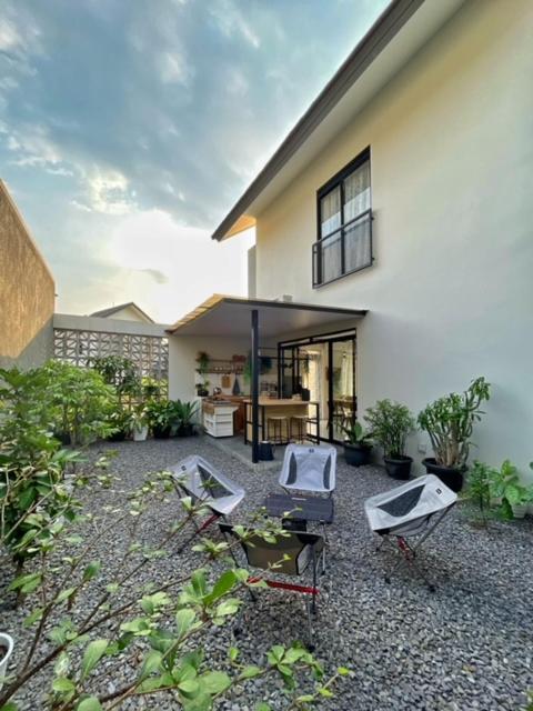 Larisa Syariah 2 Ferienhaus